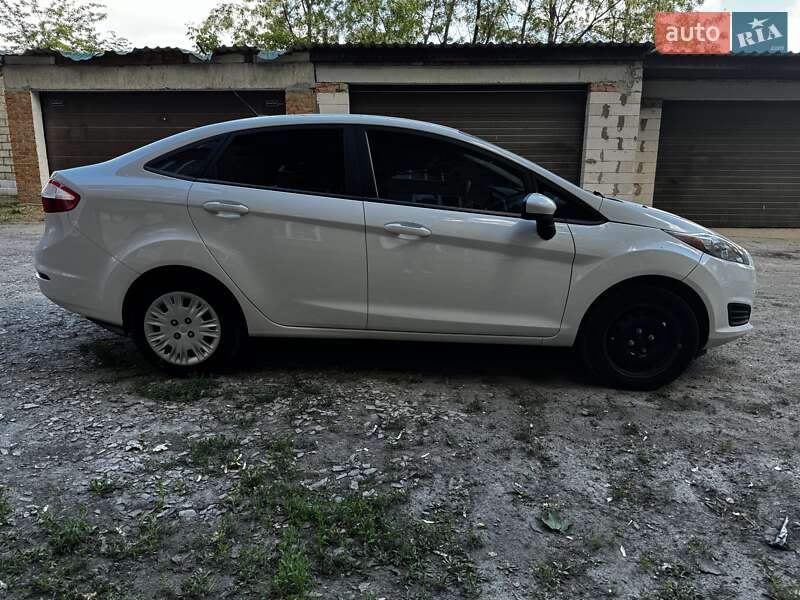 Седан Ford Fiesta 2018 в Харькове фото 5 Седан Ford Fiesta 2018 в Харькове