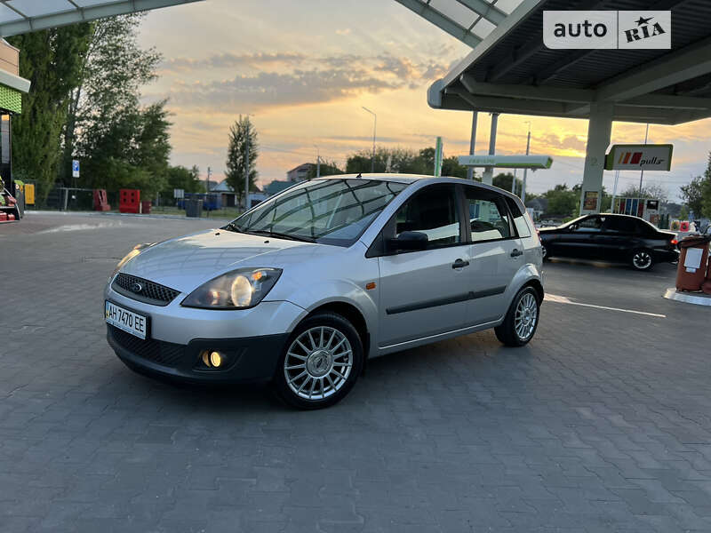 Хетчбек Ford Fiesta 2008 в Кременчуці