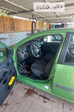 Хэтчбек Ford Fiesta 2005 в Константиновке