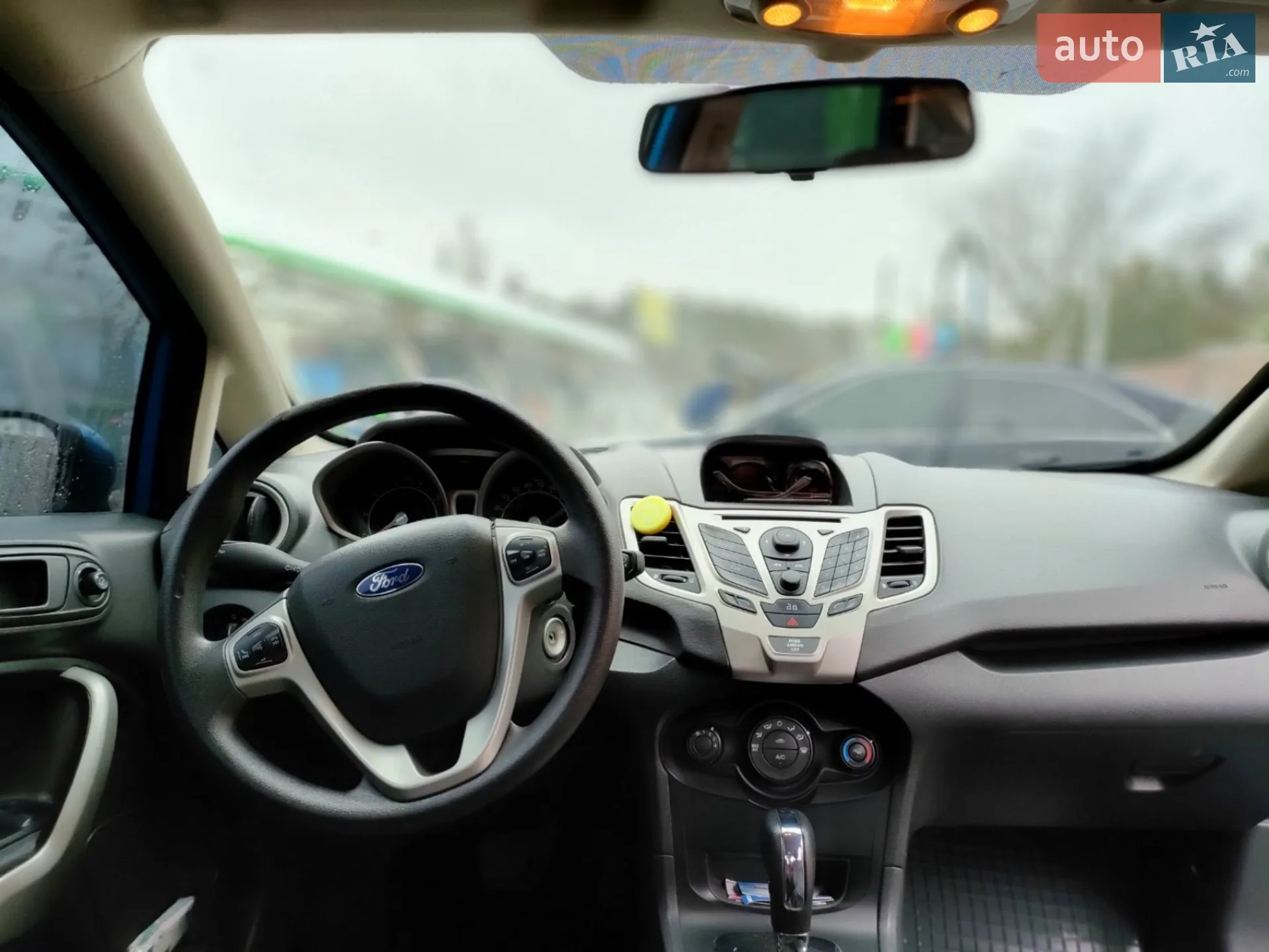 2013 Ford Fiesta - мініатюра 6