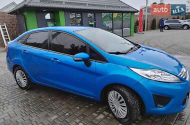 Седан Ford Fiesta 2013 в Кропивницком фото 2 Седан Ford Fiesta 2013 в Кропивницком