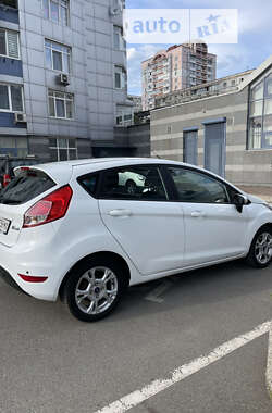 Хетчбек Ford Fiesta 2013 в Києві