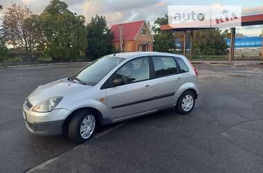 Хэтчбек Ford Fiesta 2008 в Хороле