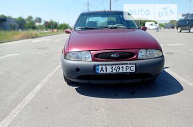 Хэтчбек Ford Fiesta 1996 в Киеве