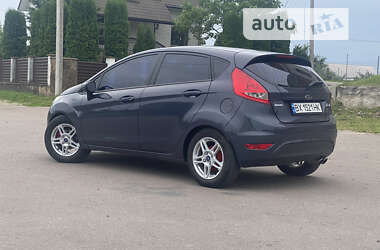 Хетчбек Ford Fiesta 2010 в Білогір'ї