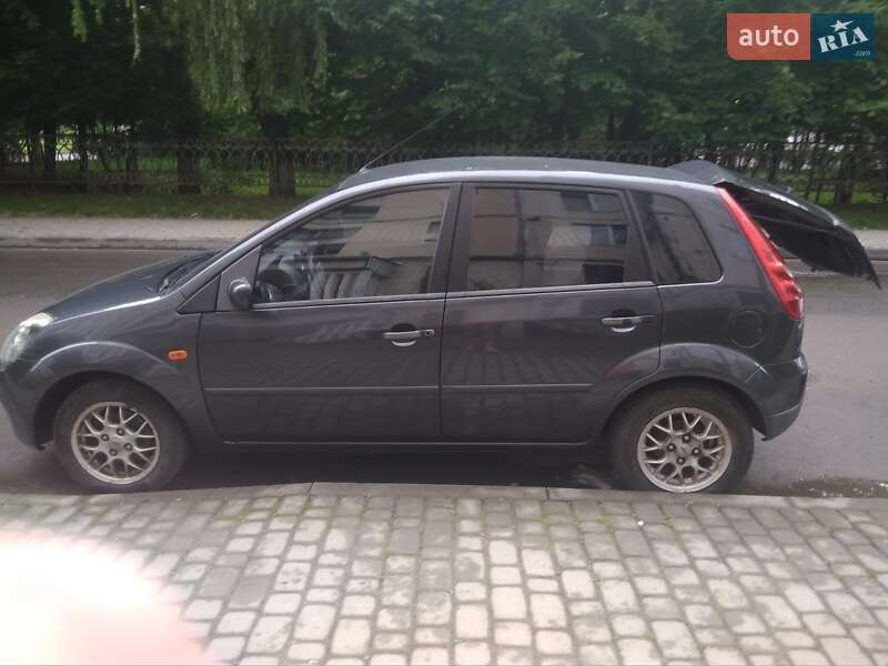 Хэтчбек Ford Fiesta 2007 в Ивано-Франковске