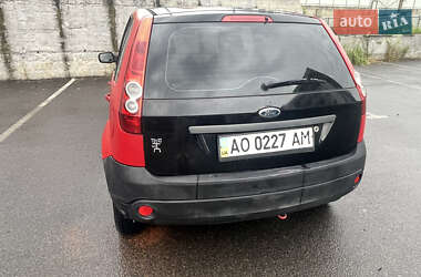 Хэтчбек Ford Fiesta 2007 в Ужгороде