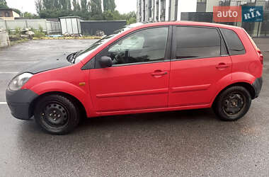 Хэтчбек Ford Fiesta 2007 в Ужгороде