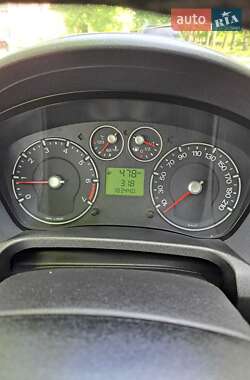 Хетчбек Ford Fiesta 2006 в Сумах