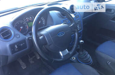 Хетчбек Ford Fiesta 2008 в Дніпрі