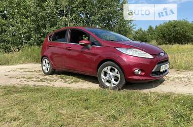 Хэтчбек Ford Fiesta 2010 в Киеве