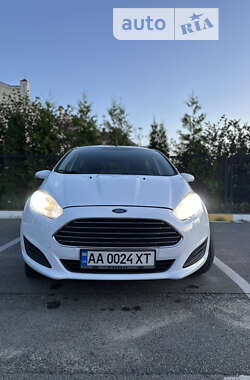 Хетчбек Ford Fiesta 2014 в Києві