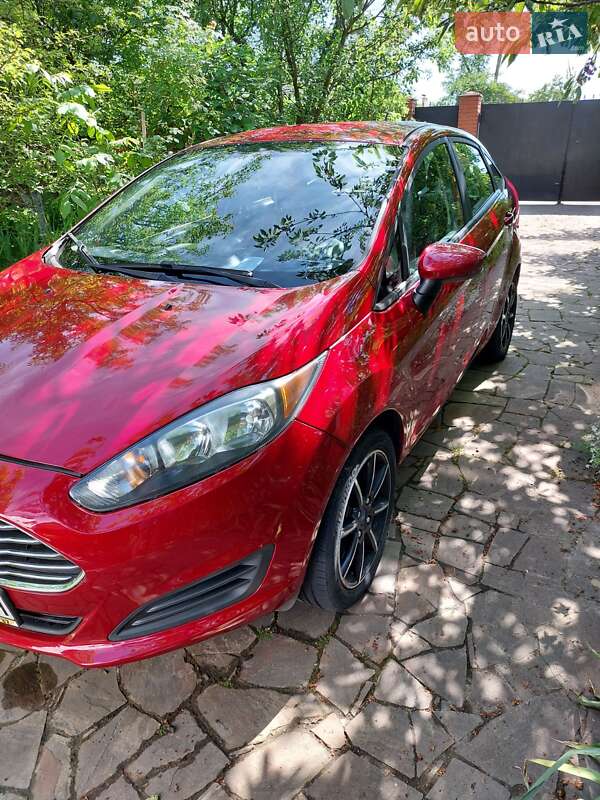 Седан Ford Fiesta 2017 в Житомире