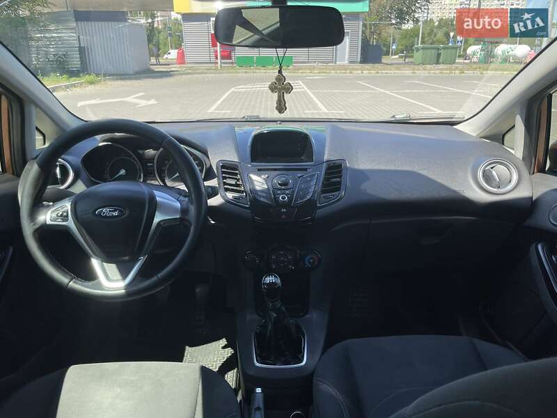 Хэтчбек Ford Fiesta 2013 в Киеве