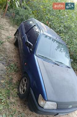 Хетчбек Ford Fiesta 1993 в 
