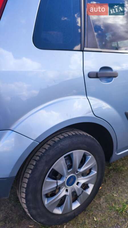 Хэтчбек Ford Fiesta 2007 в Дубровице фото 3 Хэтчбек Ford Fiesta 2007 в Дубровице