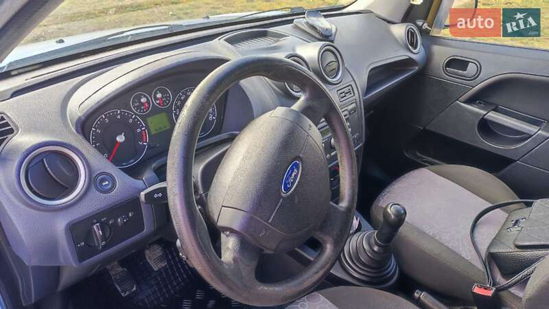 Хэтчбек Ford Fiesta 2007 в Дубровице фото 18 Хэтчбек Ford Fiesta 2007 в Дубровице