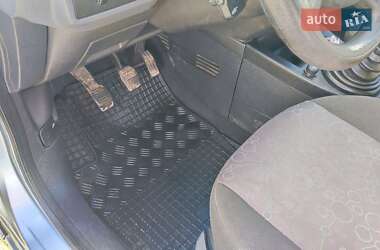 Хэтчбек Ford Fiesta 2007 в 