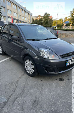 Хэтчбек Ford Fiesta 2006 в Кропивницком