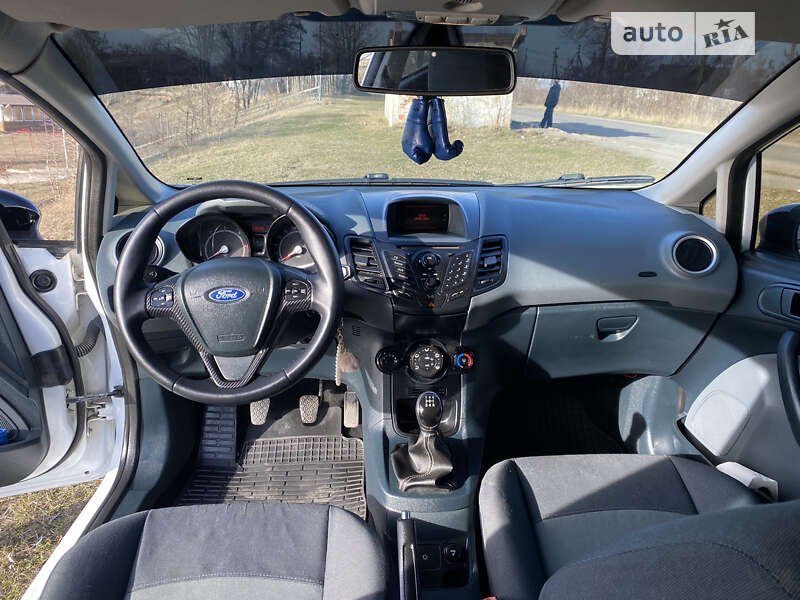Хетчбек Ford Fiesta 2010 в Зеленодольську