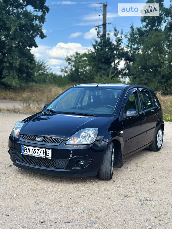 Хэтчбек Ford Fiesta 2008 в Кропивницком