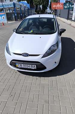 Хэтчбек Ford Fiesta 2012 в 