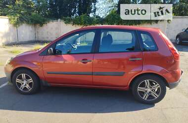 Хэтчбек Ford Fiesta 2006 в Одессе