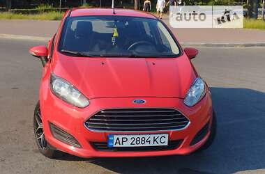 Хетчбек Ford Fiesta 2015 в Запоріжжі