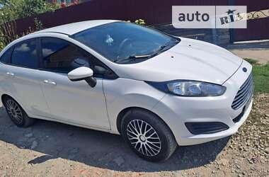 Седан Ford Fiesta 2013 в Кам'янець-Подільському