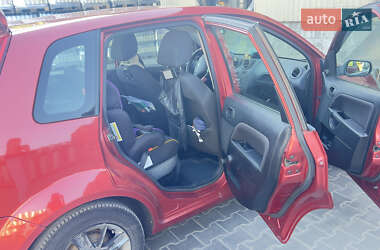 Хэтчбек Ford Fiesta 2007 в 