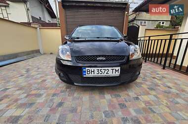Хэтчбек Ford Fiesta 2007 в 