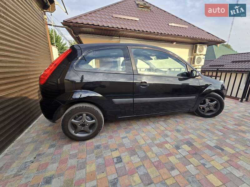 Хэтчбек Ford Fiesta 2007 в Белгороде-Днестровском