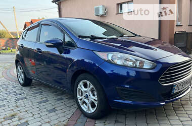 Хэтчбек Ford Fiesta 2016 в Луцке