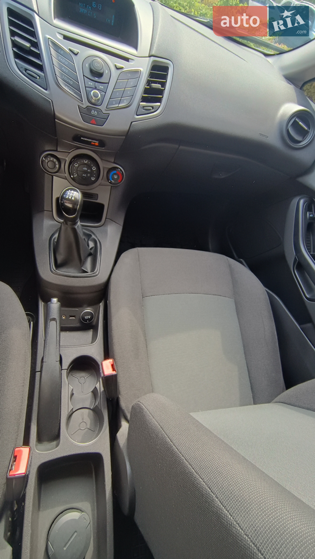 2013 Ford Fiesta - мініатюра 19