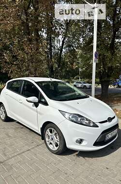 Хэтчбек Ford Fiesta 2011 в Львове