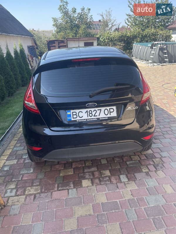 Хетчбек Ford Fiesta 2009 в Сокалі