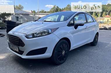 Седан Ford Fiesta 2017 в Львові