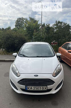 Седан Ford Fiesta 2013 в Вишневом