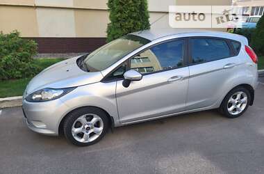 Хетчбек Ford Fiesta 2011 в Києві