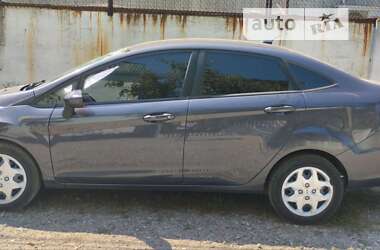 Седан Ford Fiesta 2012 в Гостомелі