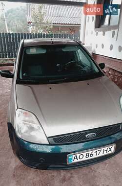 Хетчбек Ford Fiesta 2002 в Рахові