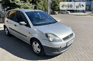 Хетчбек Ford Fiesta 2006 в Дніпрі