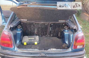 Хэтчбек Ford Fiesta 1990 в 