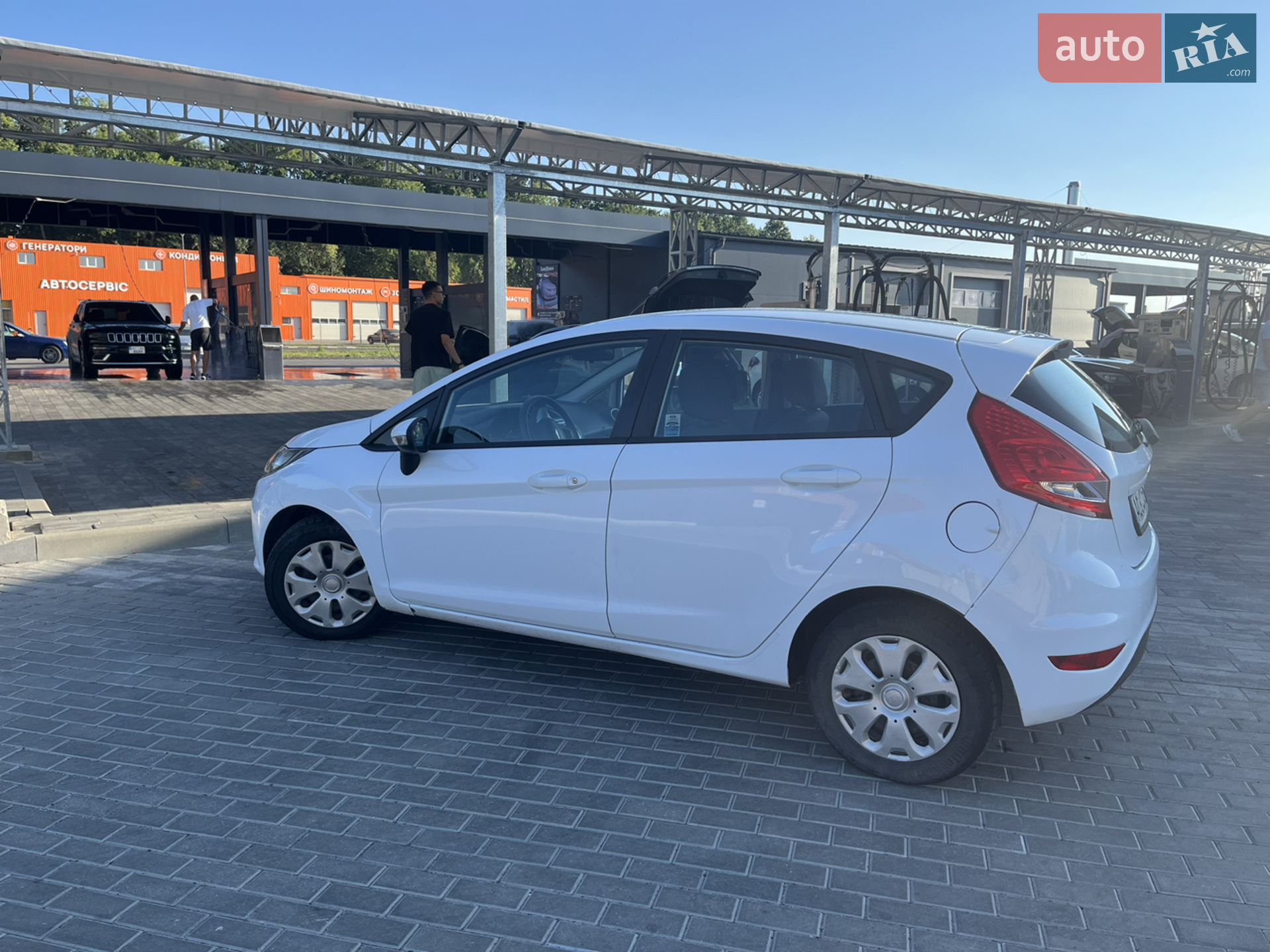 2012 Ford Fiesta - мініатюра 3