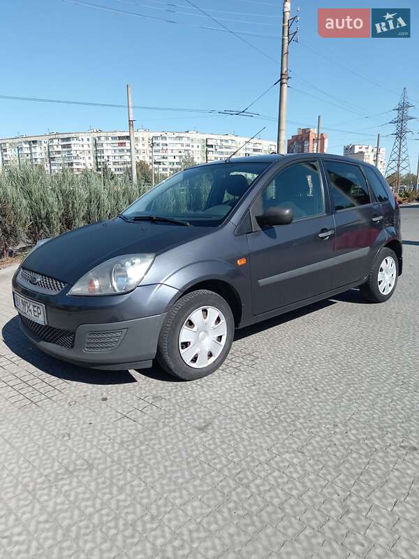 Хэтчбек Ford Fiesta 2008 в Полтаве