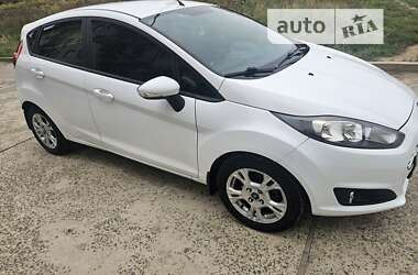 Хэтчбек Ford Fiesta 2013 в Ужгороде