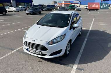 Седан Ford Fiesta 2017 в 