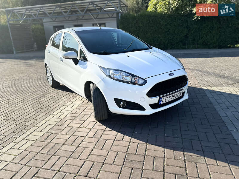 Хэтчбек Ford Fiesta 2017 в Луцке