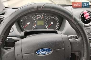 Хэтчбек Ford Fiesta 2007 в Сваляве