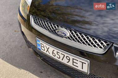 Хэтчбек Ford Fiesta 2007 в 